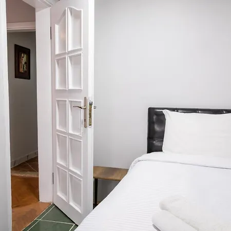Lejlighedshotel Istanblue Taksim 3*