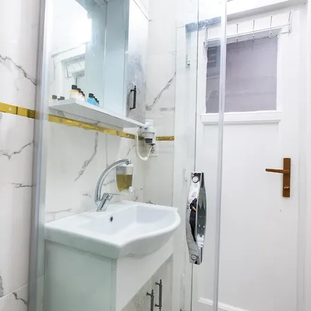 Istanblue Taksim Aparthotel 3*